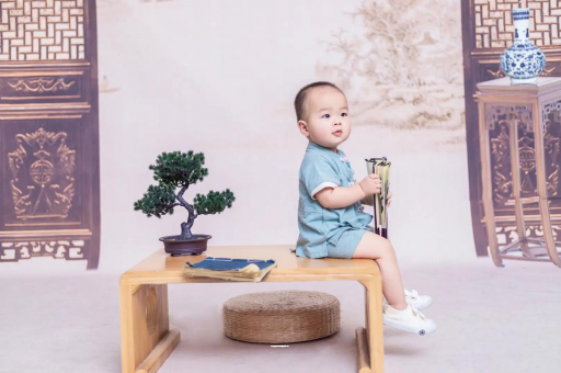 扬中孕妇肚子上的黑线